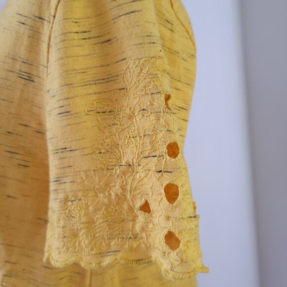 NEW Soft Surroundings Coral Triangle Tee Artisan Gold Embroidered Women XS - Picture 8 of 12